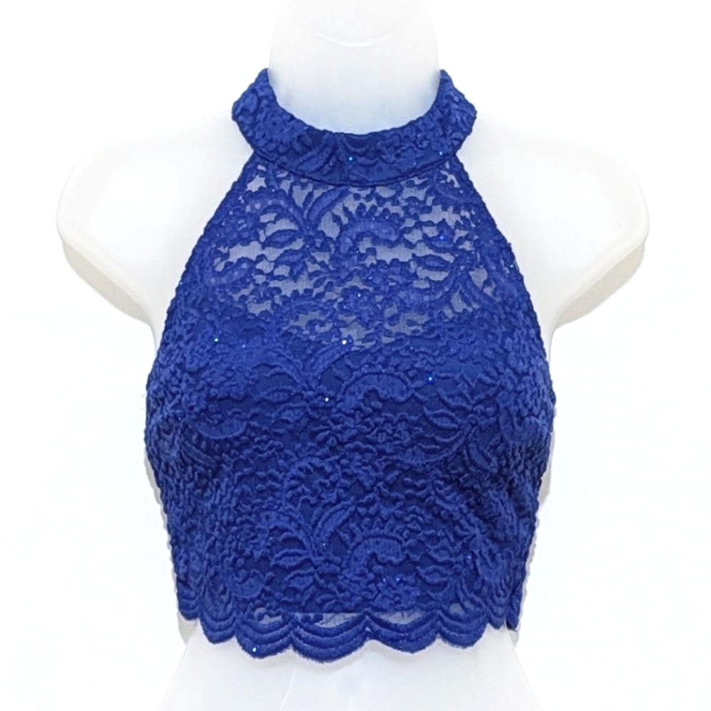 City Vibes | Vintage | Y2K | Lace | Crop | Halter Neck | Scalloped | Retro